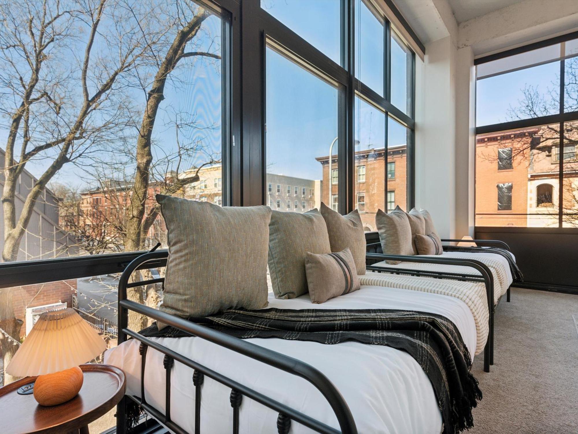 Large 3Br Apts & Studios, Gym, Game Room, Free Street Parking Philadelphia Exterior foto