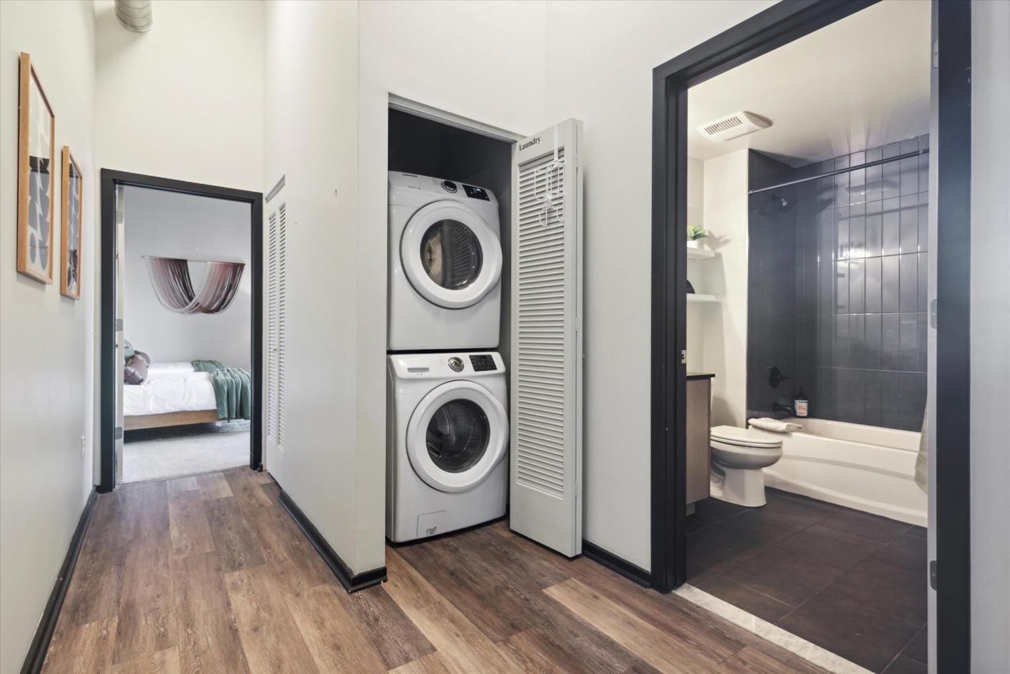 Large 3Br Apts & Studios, Gym, Game Room, Free Street Parking Philadelphia Exterior foto