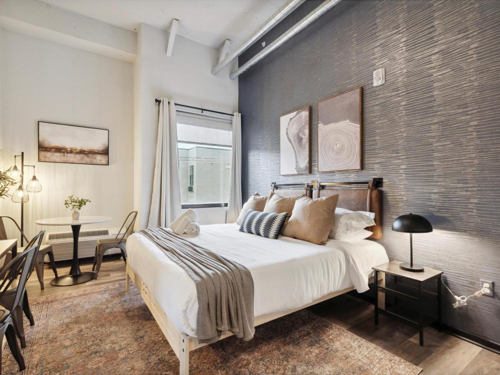 Large 3Br Apts & Studios, Gym, Game Room, Free Street Parking Philadelphia Exterior foto