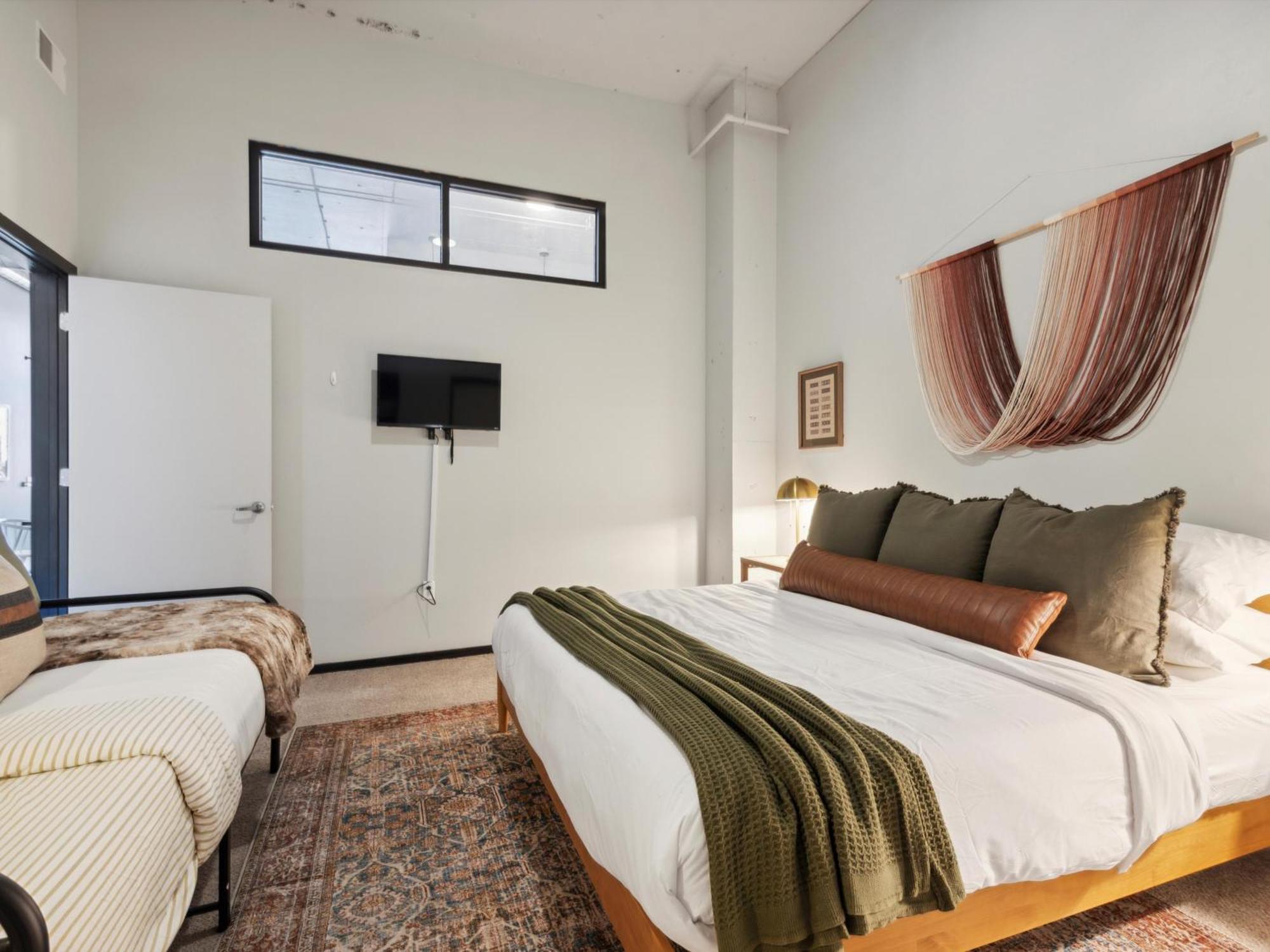 Large 3Br Apts & Studios, Gym, Game Room, Free Street Parking Philadelphia Zimmer foto