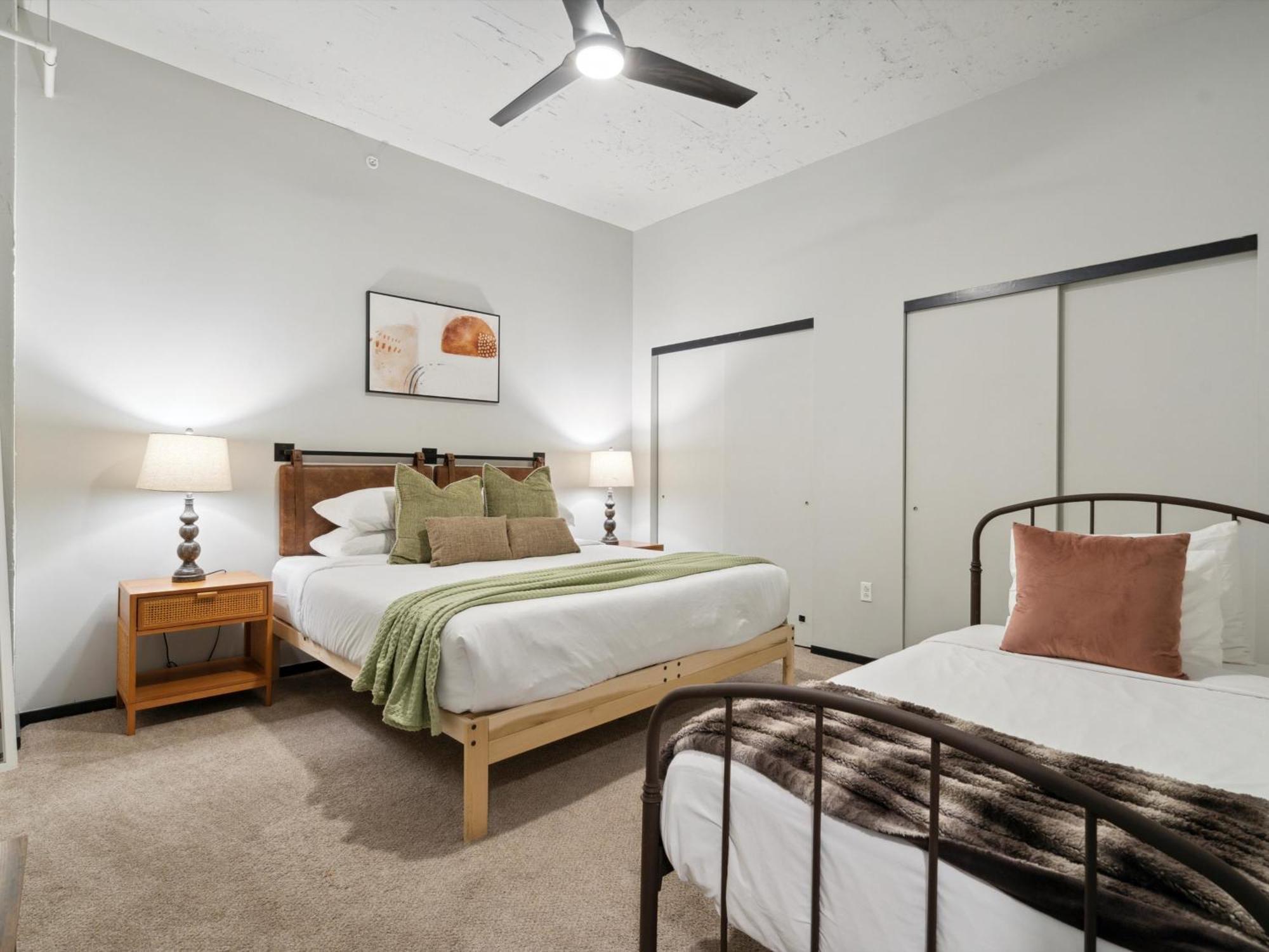 Large 3Br Apts & Studios, Gym, Game Room, Free Street Parking Philadelphia Zimmer foto